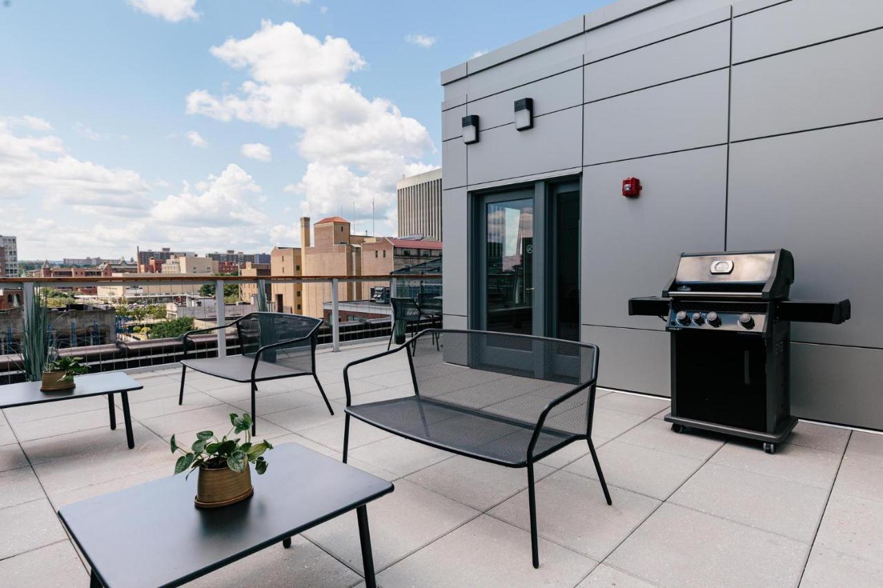 Kislak 402 Spacious 1Br Retreat Above The City Newark Exterior photo